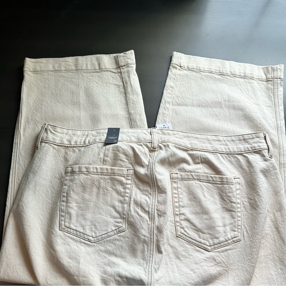 NWT torrid crop wide leg jeans - Picture 3 of 5